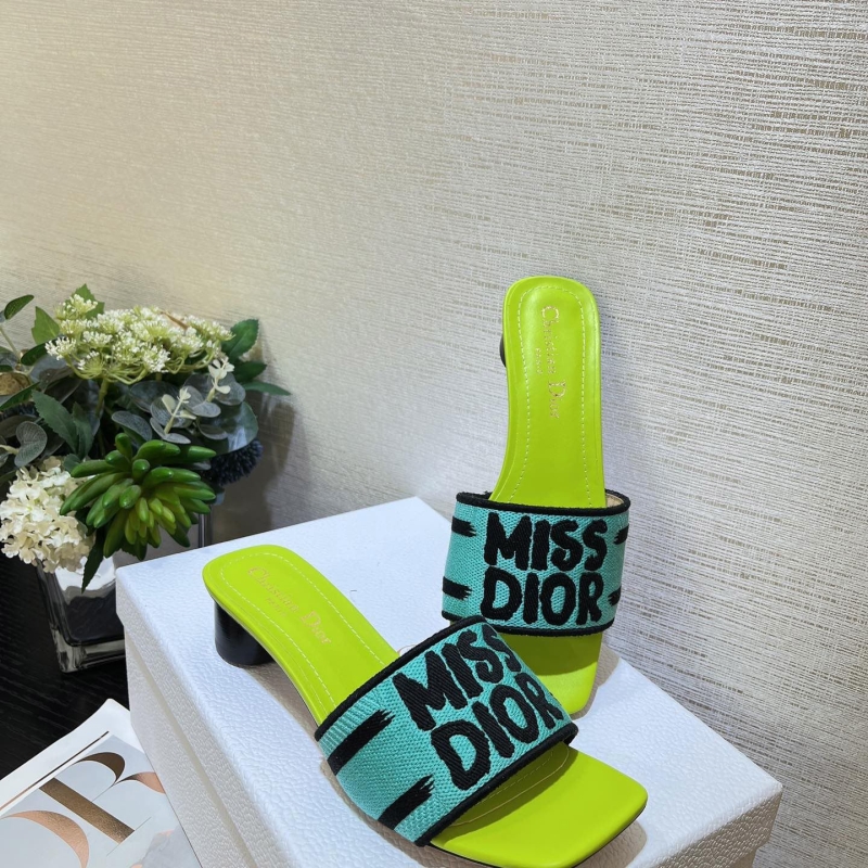 ch**an D*or slippers